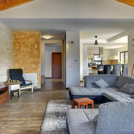 Villa In Rovinj With Private Pool And Sea Nearby