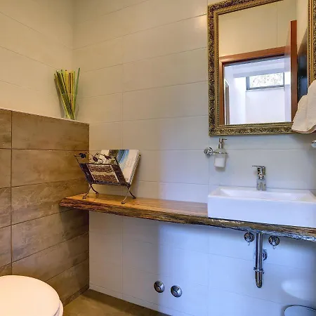 In Rovinj With Private Pool And Sea Nearby Villa